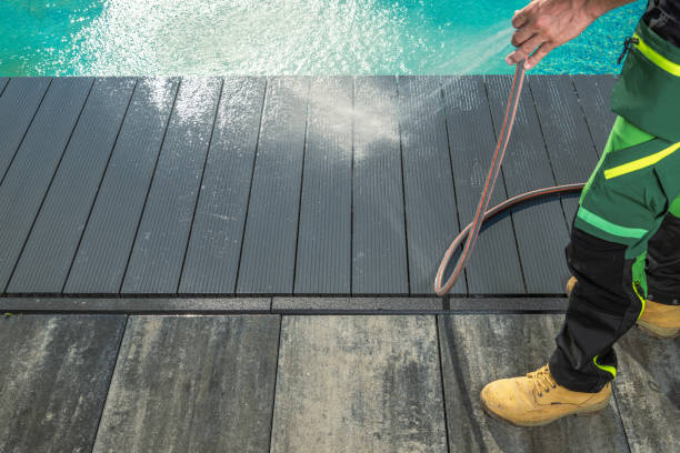Why Choose Our Certified Pressure Washing Experts for Your Project Needs in Utica, MI?