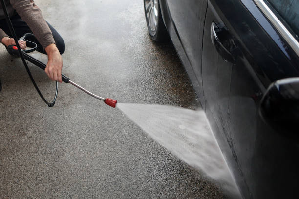 Best Garage Pressure Washing  in Utica, MI